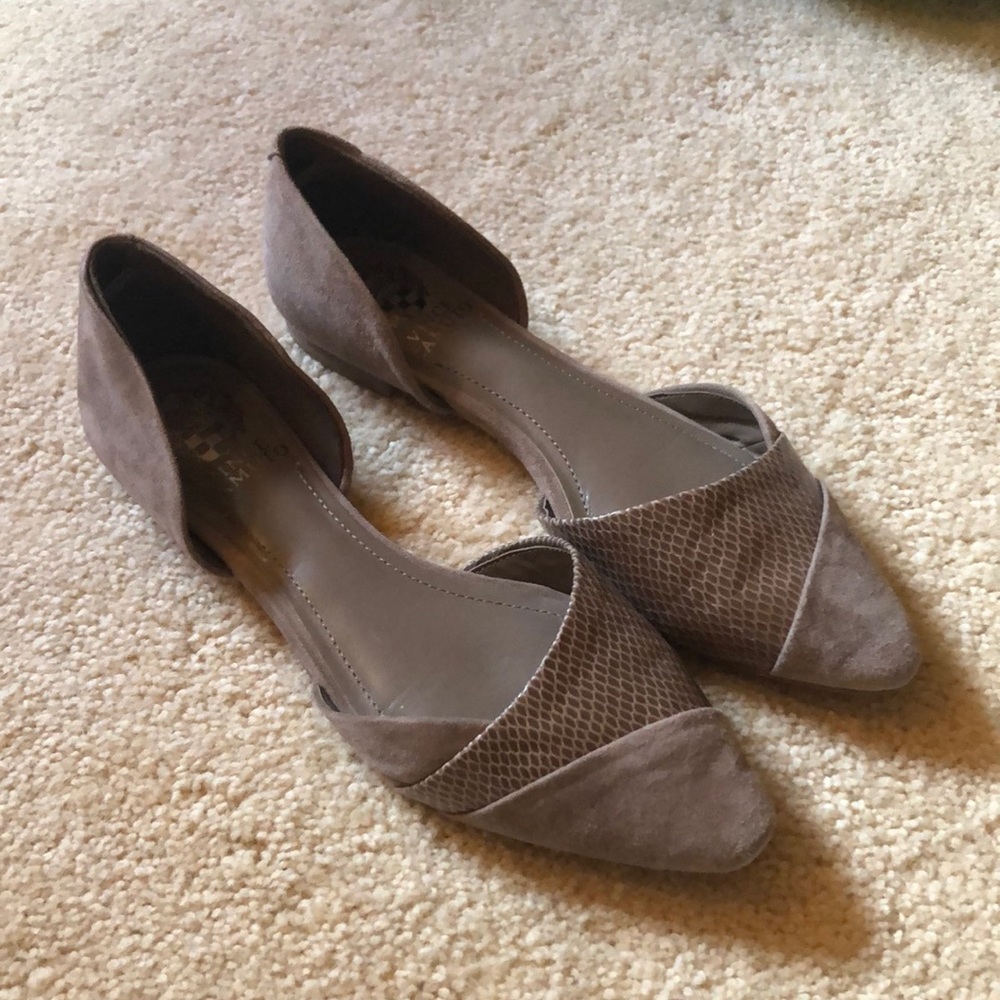 Vince Camuto kids skin suede flats